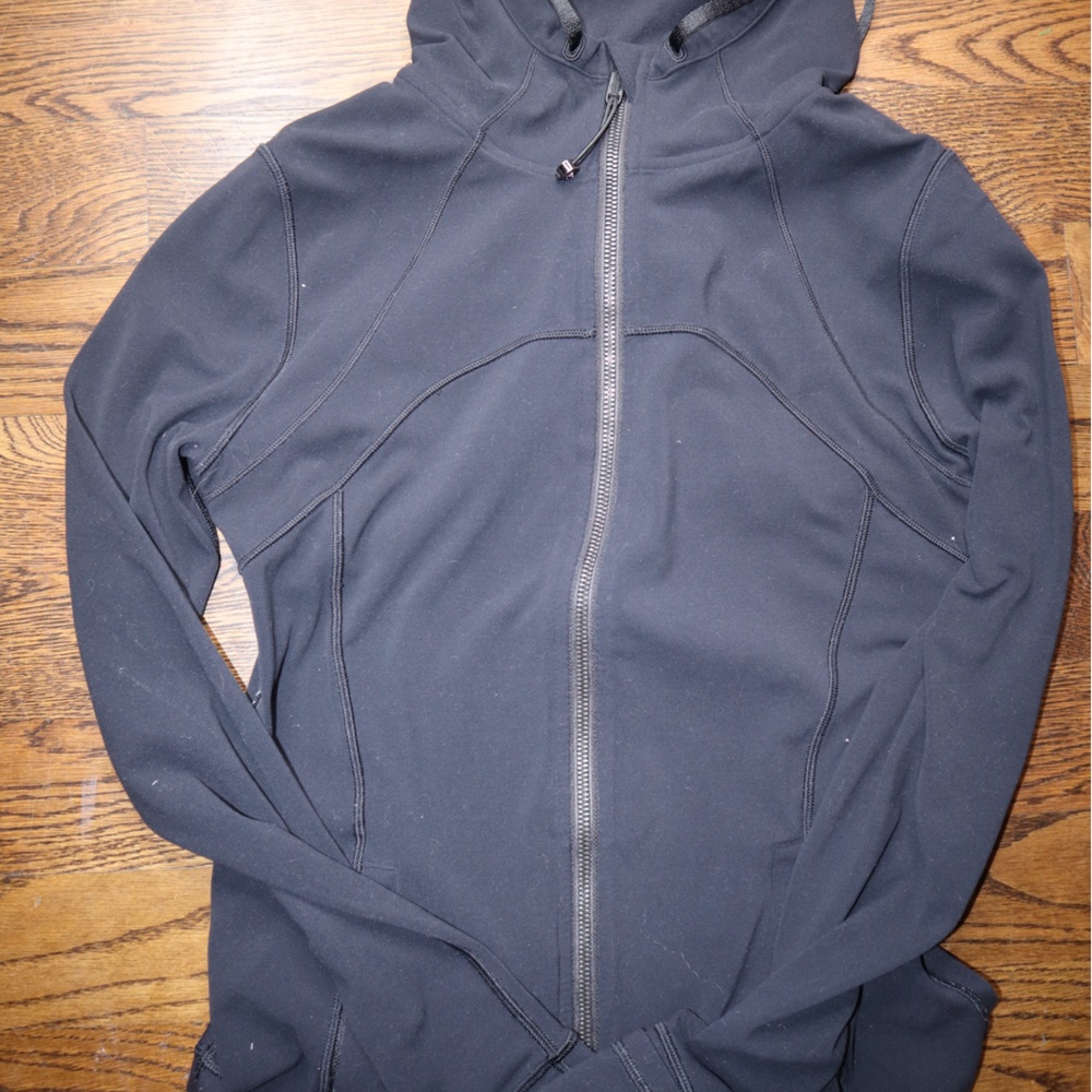 Lululemon define jacket~ size 8